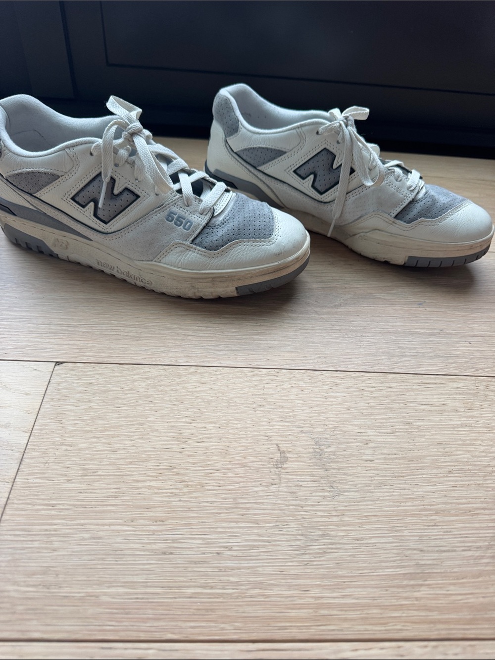 New Balance White & Gray 550 Sneakers
